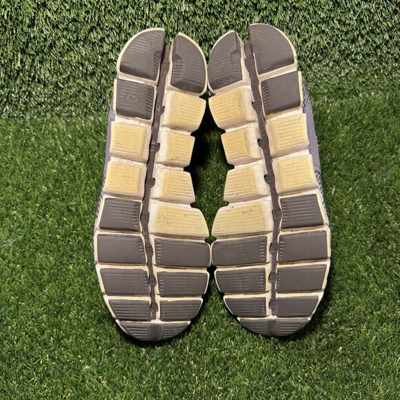 Size 7.5 - On Cloud Shark Pebble W - Picture 5 of 7